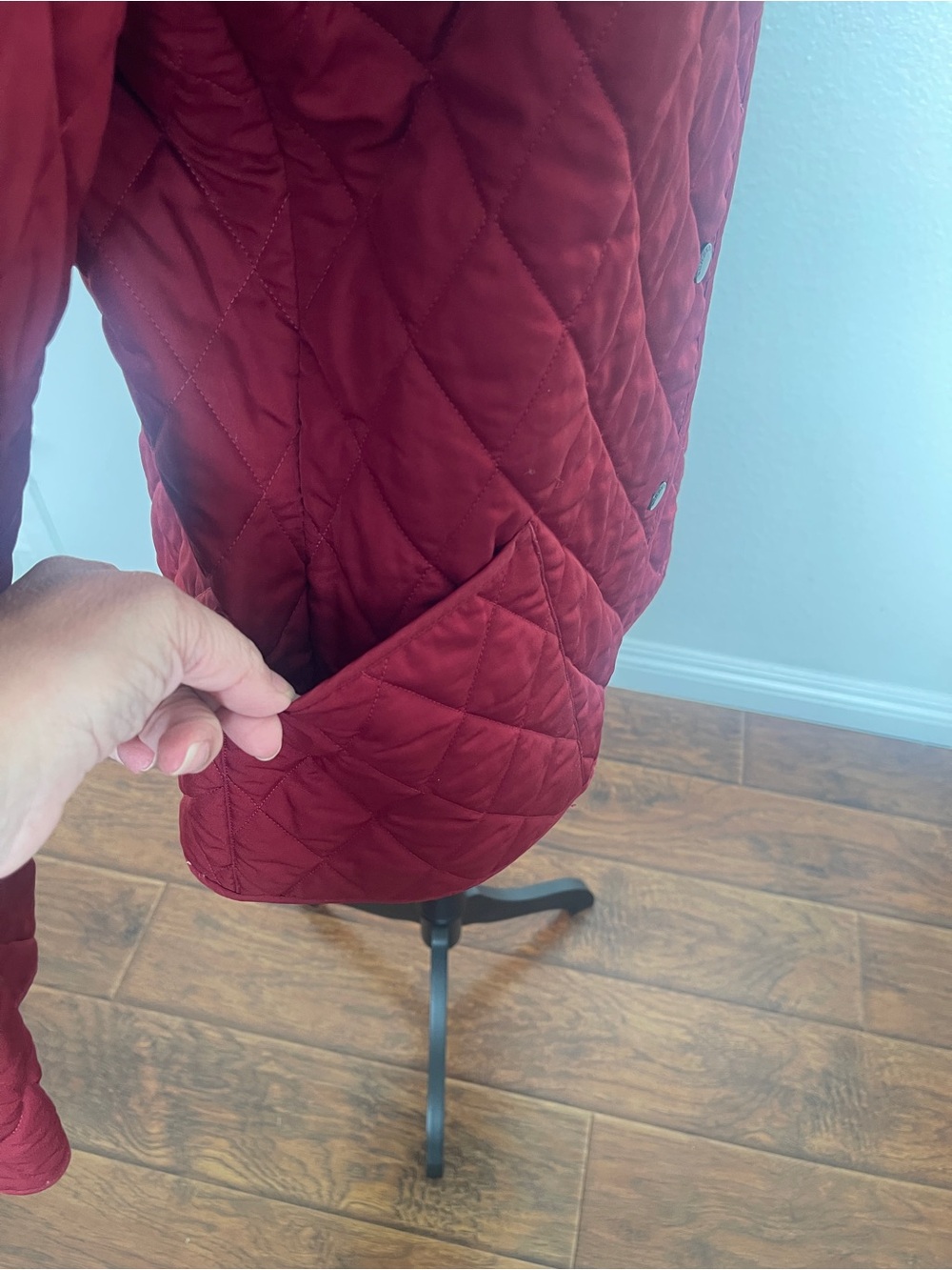 Burberry Quilted Red Puffer Jacket with Signature Plaid Trim - Picture 6 of 13